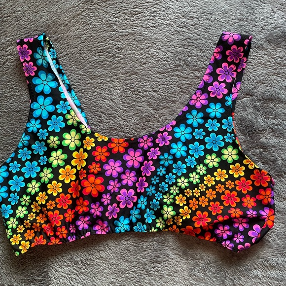 Floral Tank Top - Picture 2 of 3